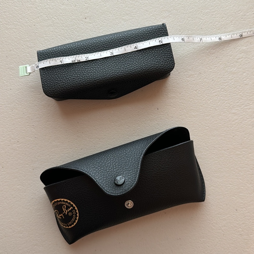 Ray-Ban Sunglasses Case Bundle - Picture 10 of 11